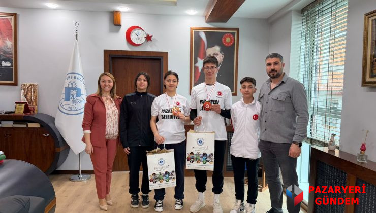 ŞAMPİYONLAR PAZARYERİ'NİN GURURU OLDU!
