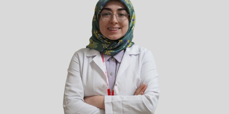 UZM. DR. GÜLEBE KARADUMAN AYKIN HASTA KABULÜNE BAŞLADI