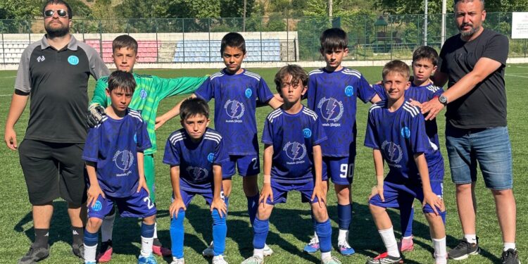 U12 GENÇLER LİGİ’NDE ZORLU MAÇ BERABERE SONUÇLANDI