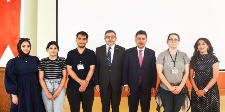 BAKAN YARDIMCISI BOYRAZ: “5G TEKNOLOJİSİ YERLİ VE MİLLİ HABERLEŞME SİSTEMLERİ ÜLKEMİZDE ÖNEMLİ BİR İLERLEME KAYDETMEKTED