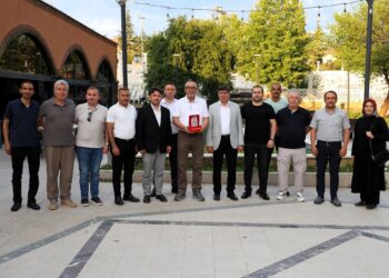 44 YILLIK EMEK, VEFA İLE UĞURLANDI
